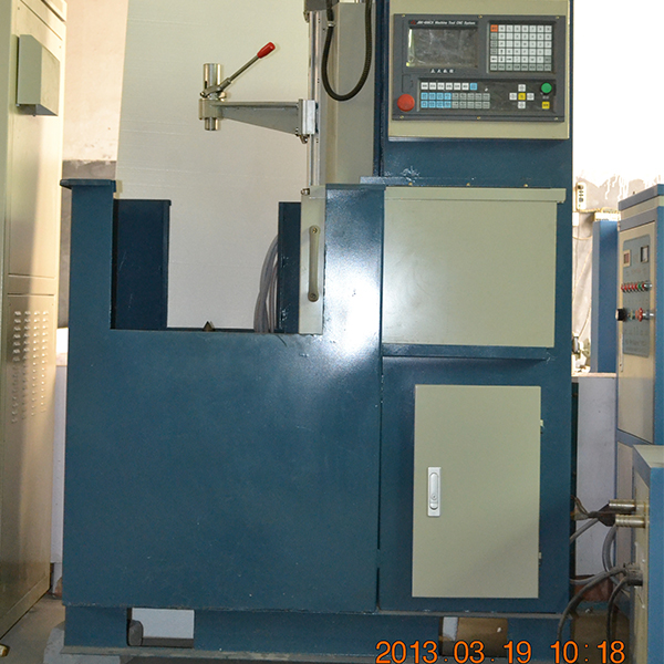 軸類工件淬火專用數(shù)控淬火機床